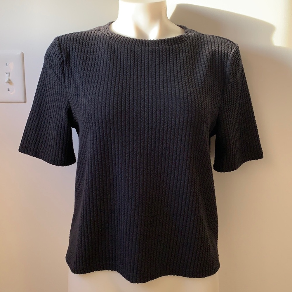 Ladies Black Short Sleeves Top